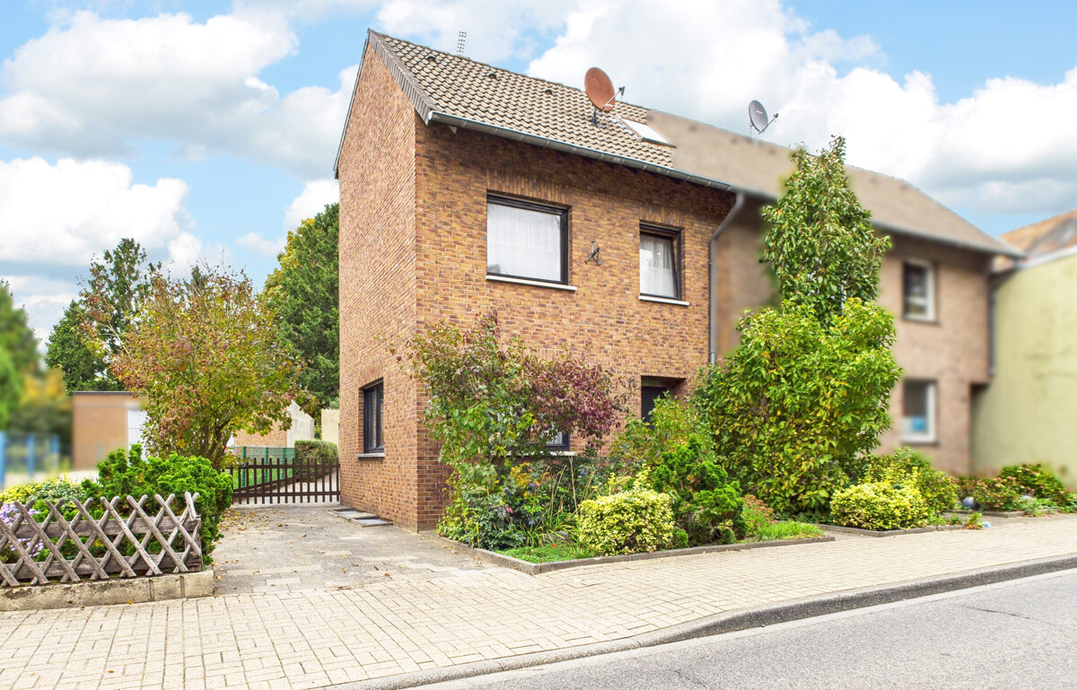 REIMANN&WOLFF<br>Gangelt-Birgden<br>Ein Ort zum Glücklichsein. Besonderer Grundriss trifft Wohngefühl.