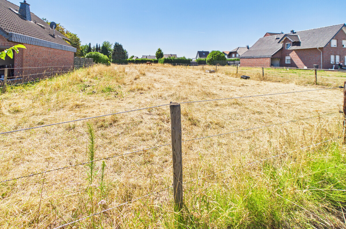 REIMANN&WOLFF Waldfeucht-Haaren: Platz für Ihr (Doppel-) Haus.