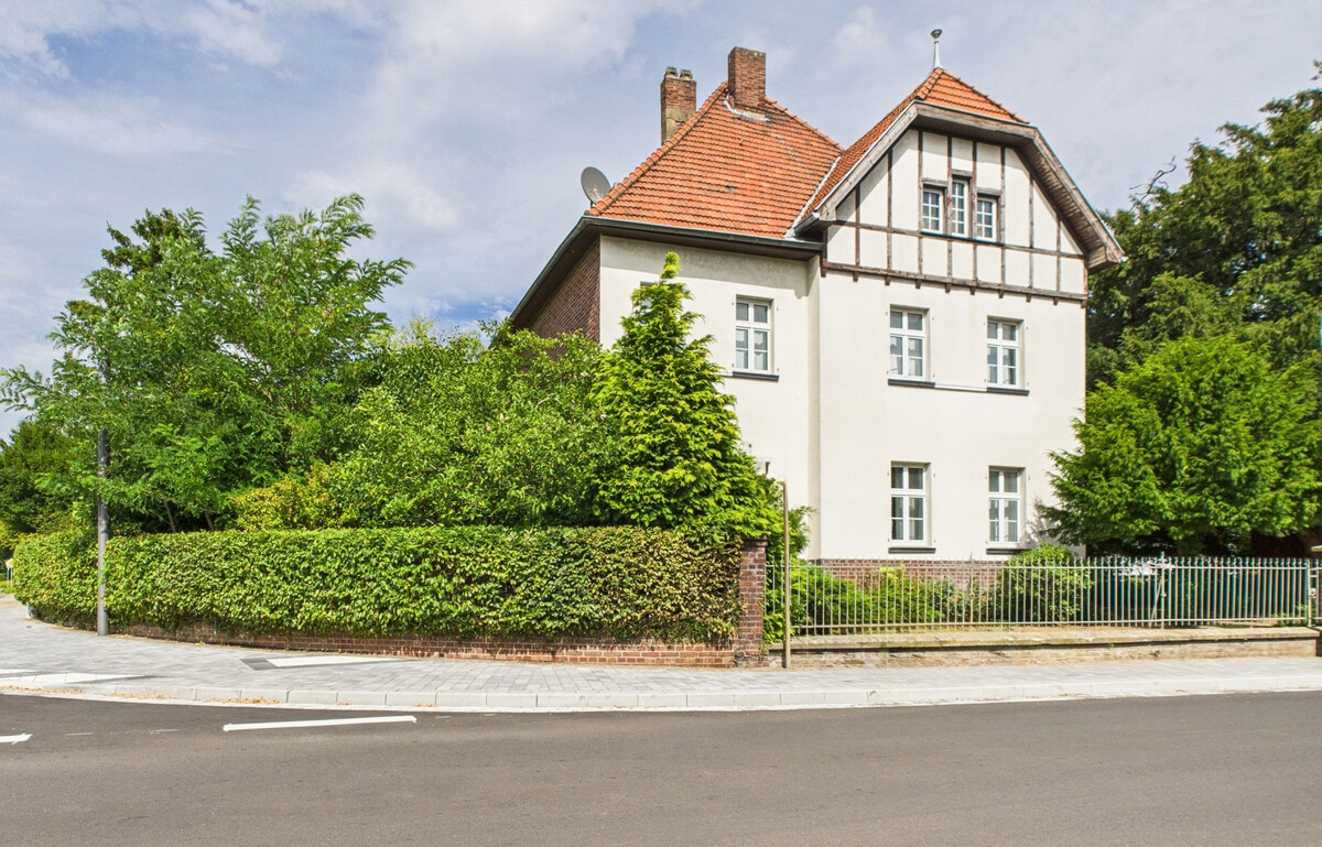 REIMANN&WOLFF<br>Gangelt-Stadt<br>Herrschaftliche Villa trifft grenzenlose Möglichkeiten.