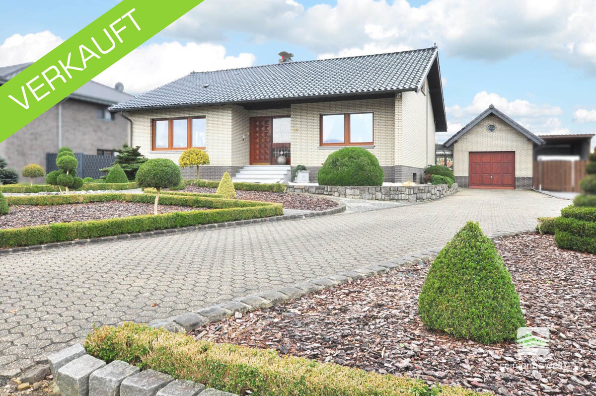 VERKAUFT<br>Heinsberg-Unterbruch<br>Ein Zuhause für Genießer.