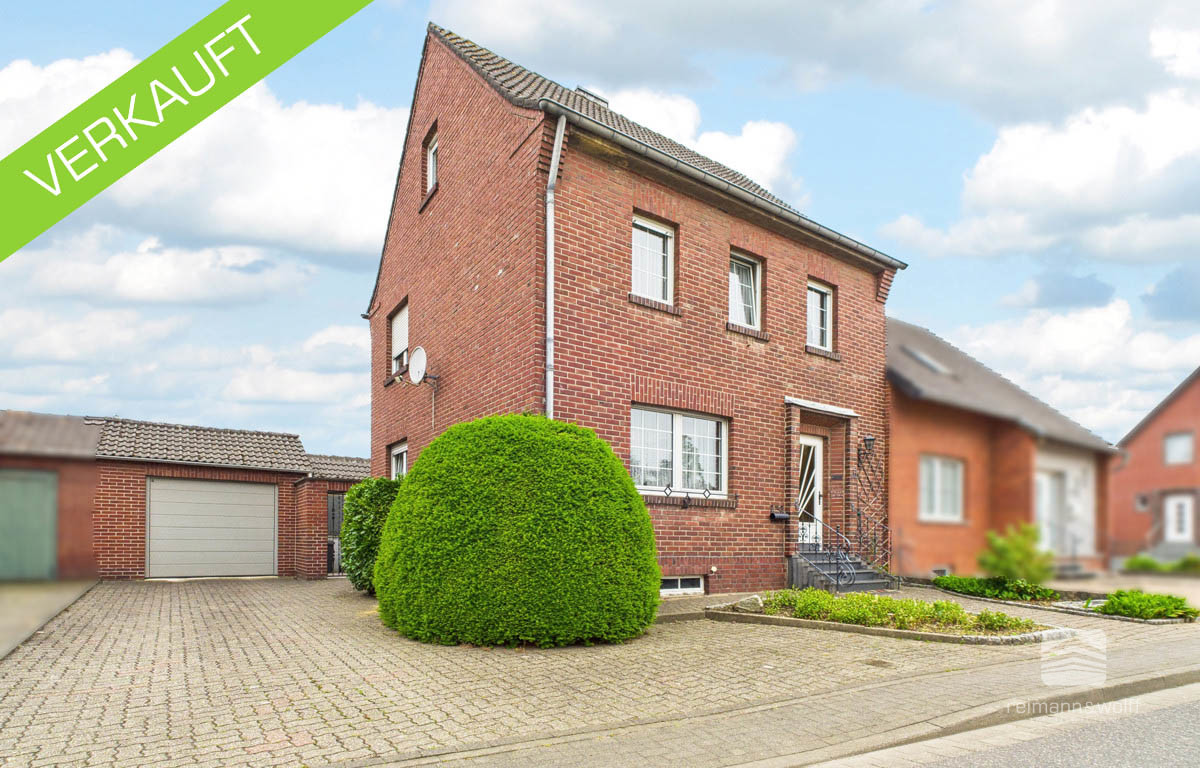 VERKAUFT<br>Heinsberg-Karken<br>Backsteincharme mit Gartenidylle.