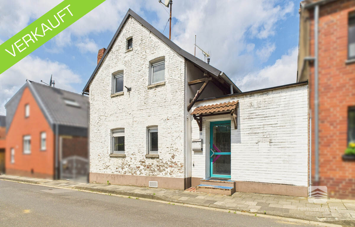 VERKAUFT<br>Linnich-Körrenzig<br>Ein Haus, das Geschichten erzählt. Bereit für ein neues Kapitel.